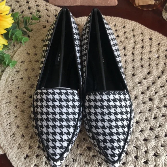 Nine West Abay Houndstooth Pointed Toe Flats - Picture 11 of 14